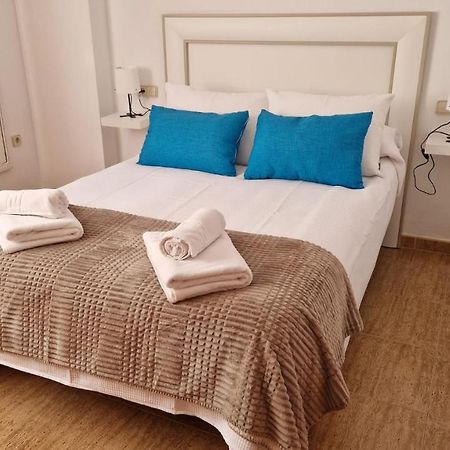 Apartamento Baeza Cozar 1 Apartment Bagian luar foto