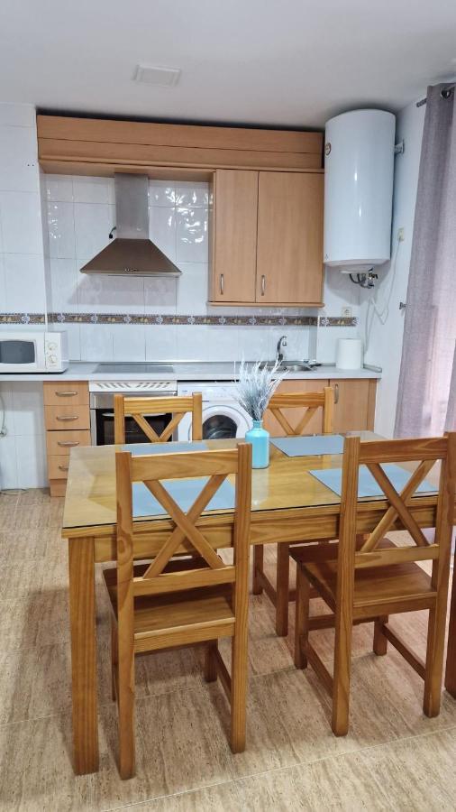 Apartamento Baeza Cozar 1 Apartment Bagian luar foto