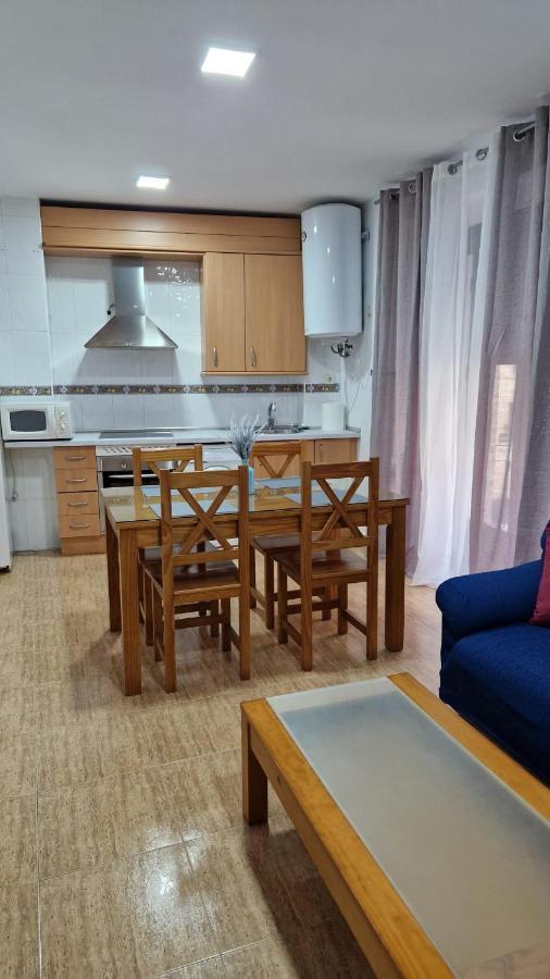 Apartamento Baeza Cozar 1 Apartment Bagian luar foto