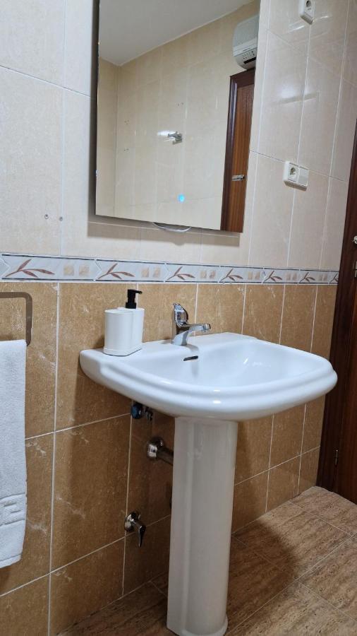 Apartamento Baeza Cozar 1 Apartment Bagian luar foto